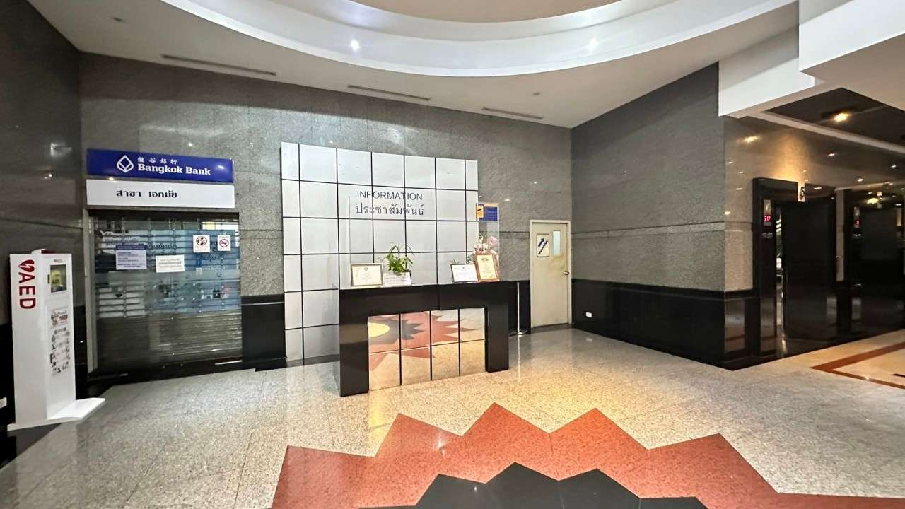 Sorachai Building