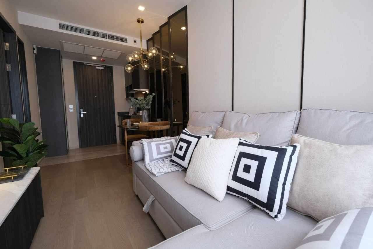 Ashton Asoke High Floor 1 Bedroom Unit for Rent