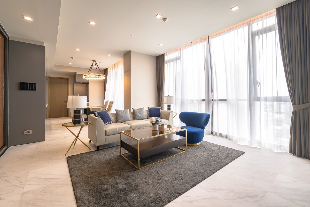 The Monument Thonglor