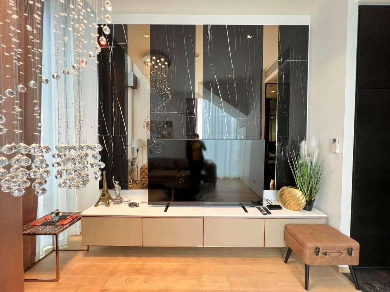 28 Chidlom Duplex Private Corner 1 Bedroom