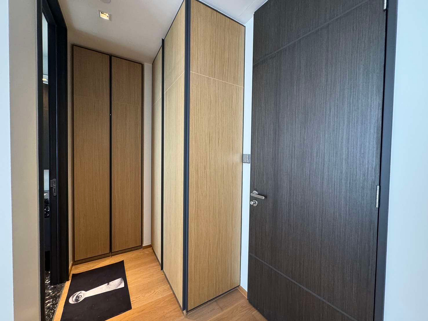 BEATNIQ Sukhumvit 32 Luxury Condo 2 Bedroom Unit for Rent