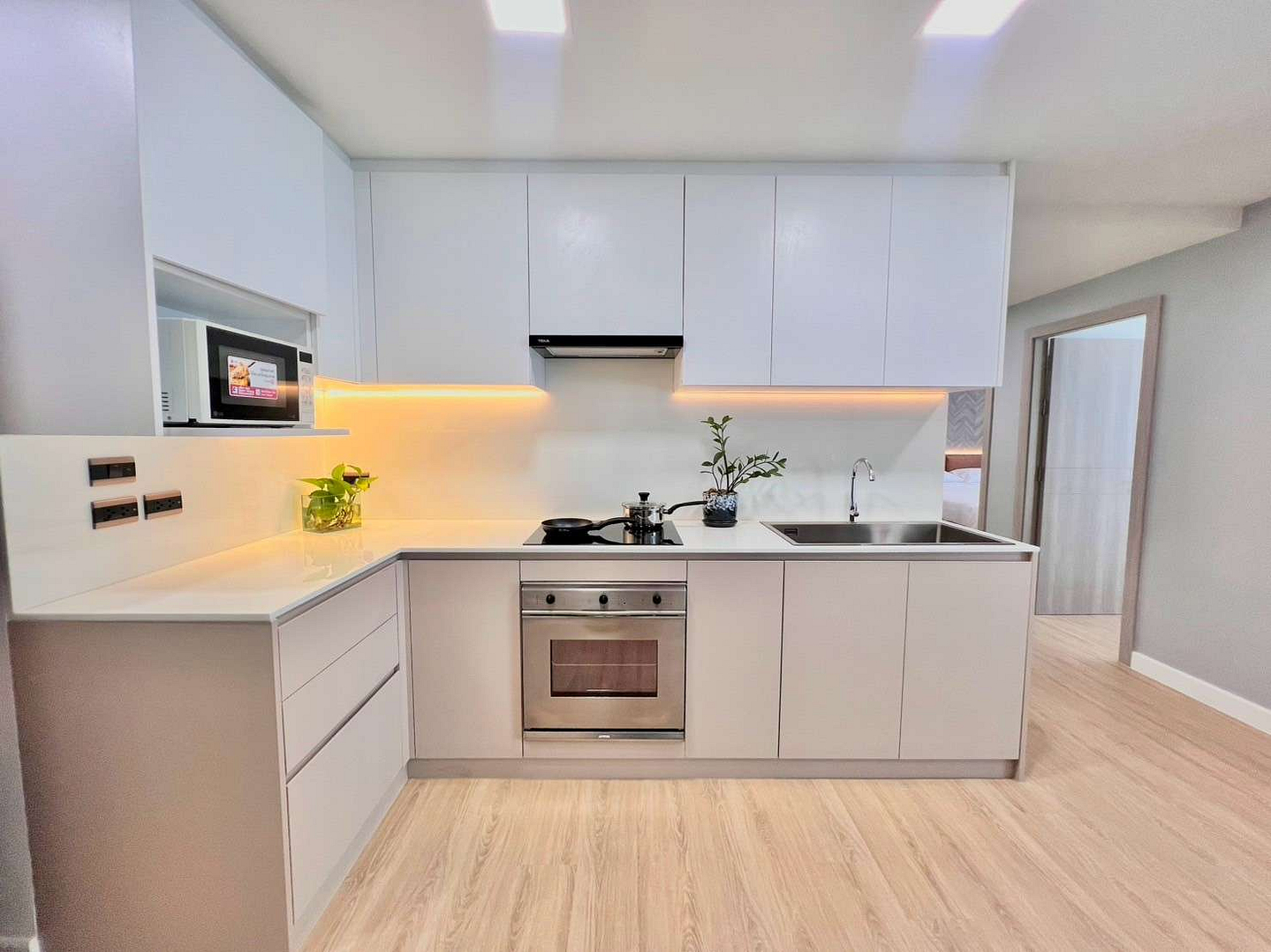 Luxury Service Apartment (Sukhumvit34)