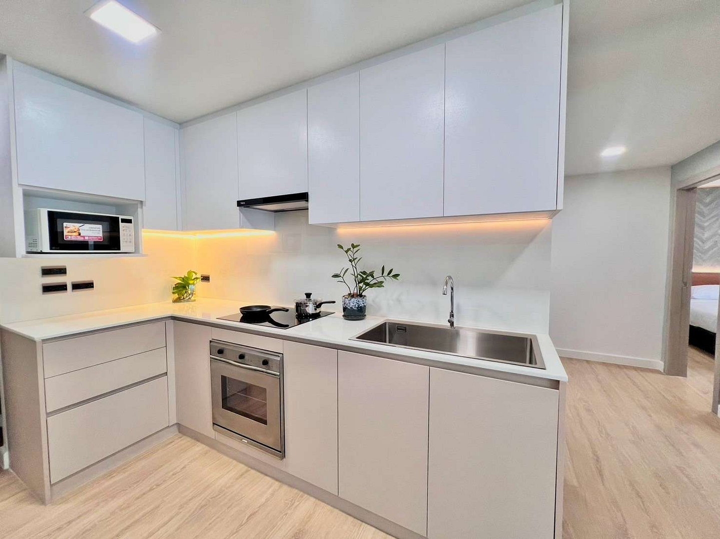 Luxury Service Apartment (Sukhumvit34)