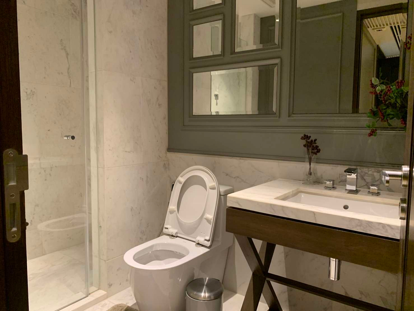 The Crest Sukhumvit 24 Condo 3 Bedroom Duplex Penthouse for Rent