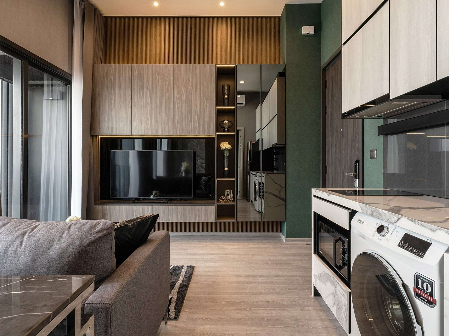 The Line Sukhumvit 101 Luxury Condo 1 Bedroom Corner Unit