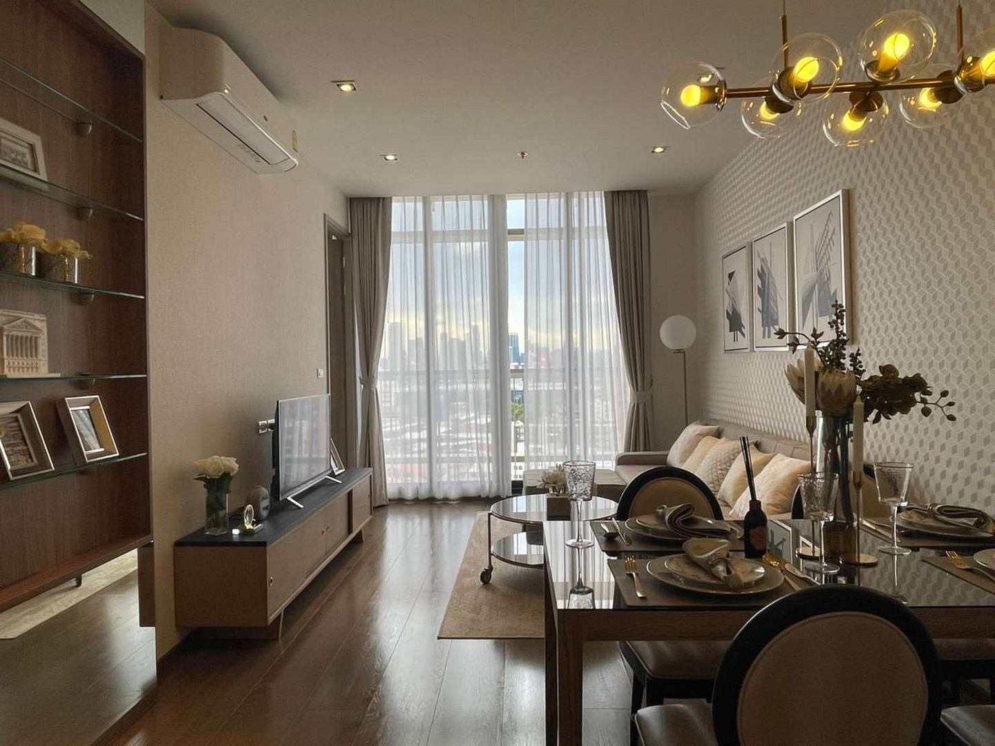 Park Origin Phrom Phong