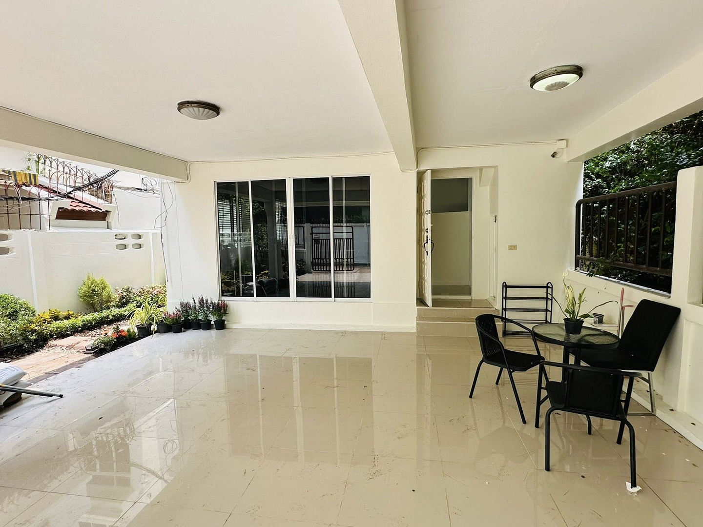 SINGLE HOUSE – SUKHUMVIT 31