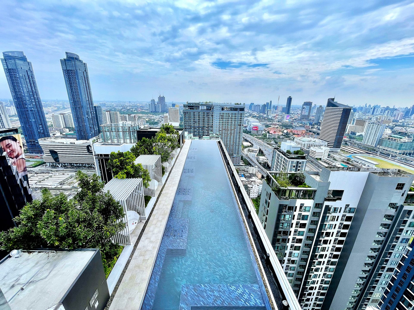 Life Asoke – Rama 9