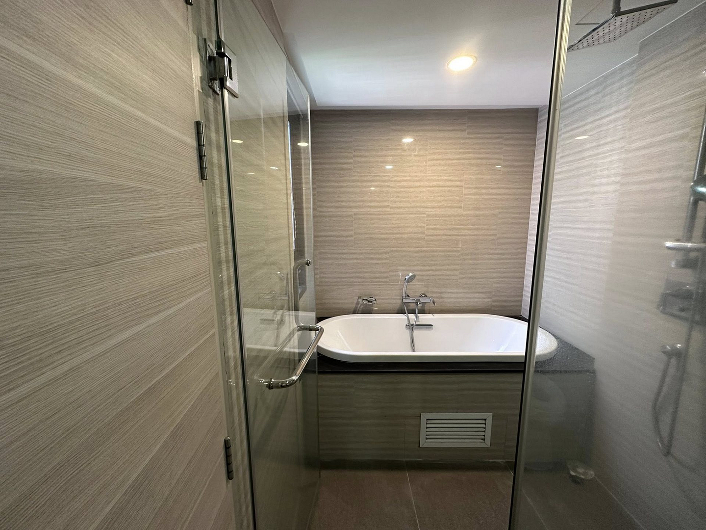 Klass Lang Suan Condo