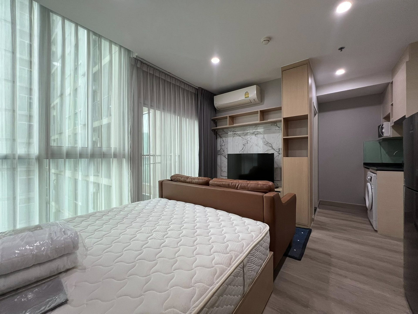 Noble Revolve Ratchada 2