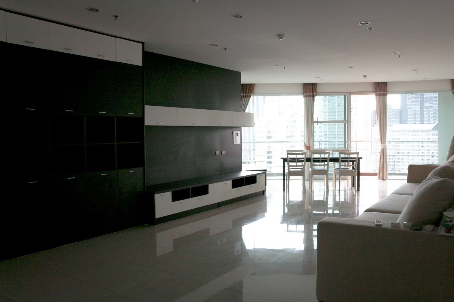 The Master Centrium Sukhumvit 21