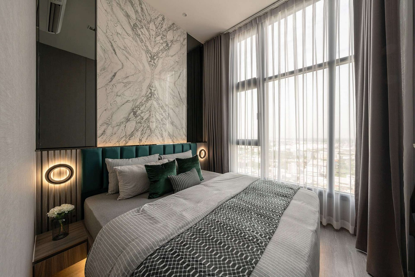 The Line Sukhumvit 101 Luxury Condo 1 Bedroom Corner Unit