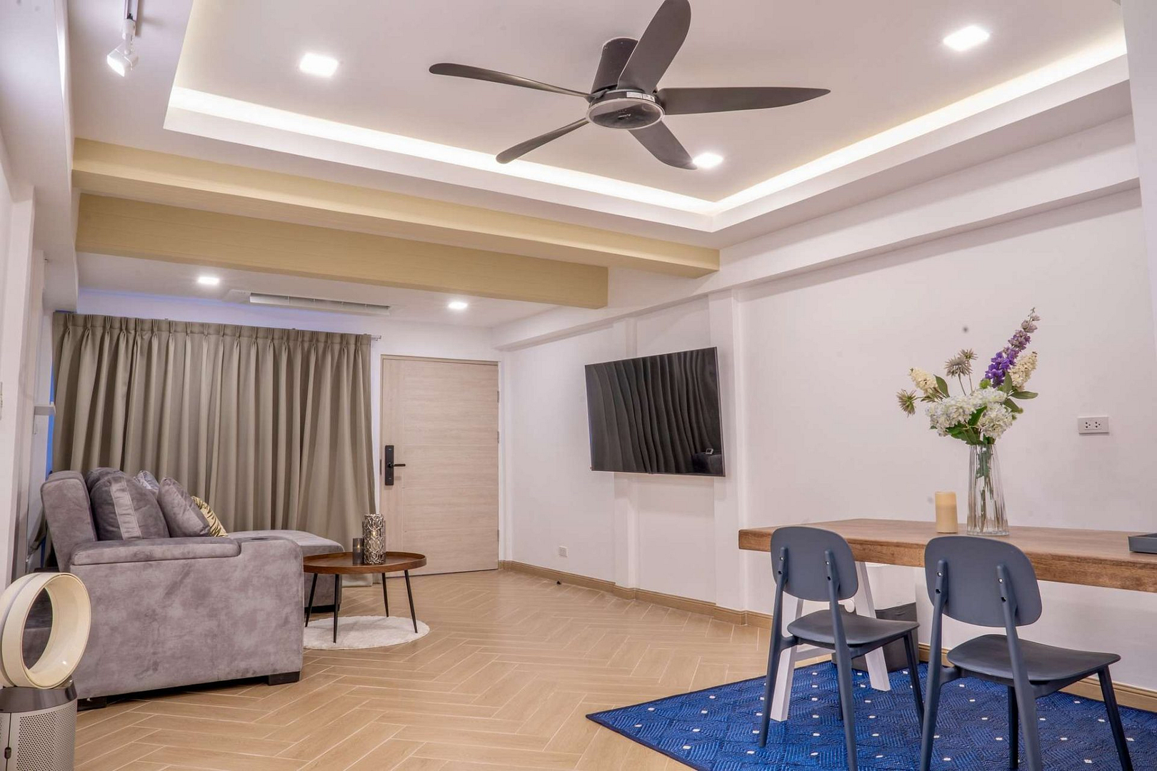 Newly Renovated Townhome in Prakanong