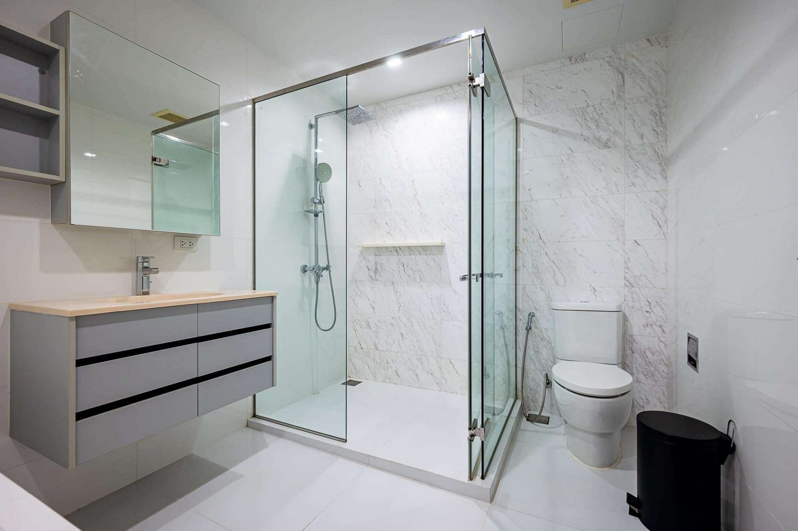 HQ Thonglor by Sansiri