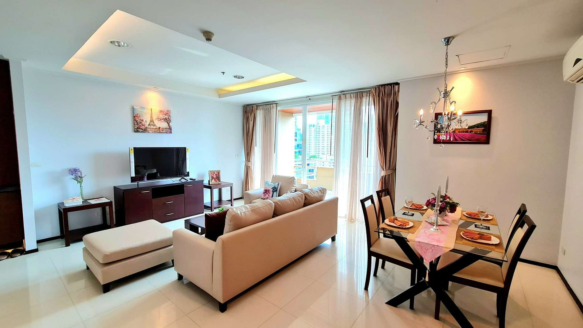Piyathip Place Serviced Apartment