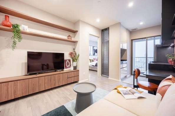 The Room Sathon @ St. Louis
