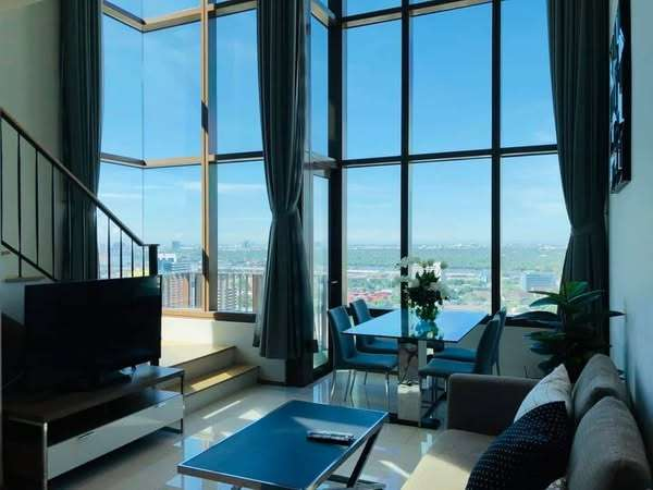 Condo The Emporio Place