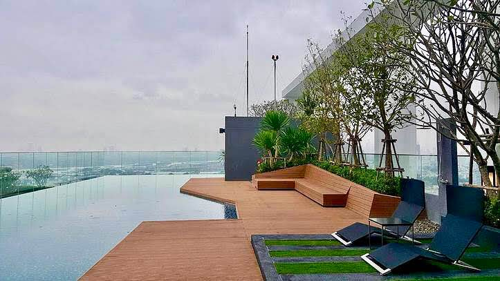 Life Sukhumvit 48
