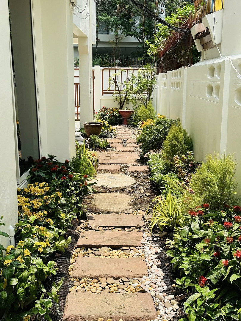 SINGLE HOUSE – SUKHUMVIT 31