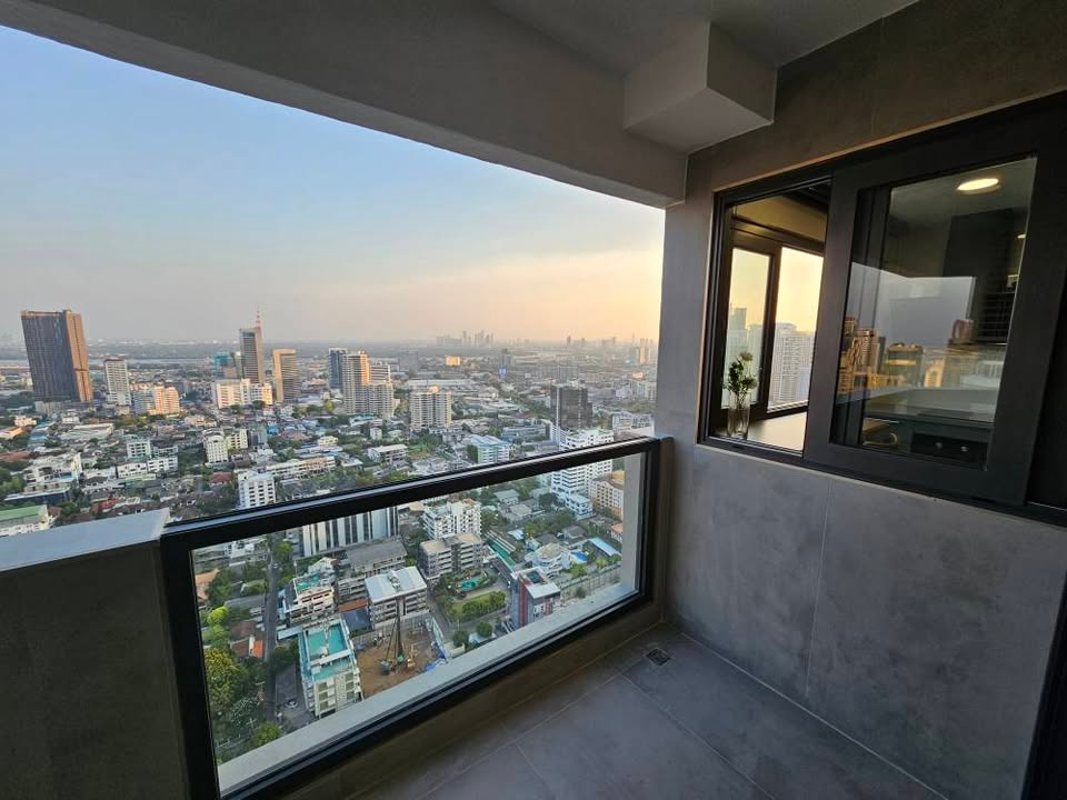 Waterford Diamond Tower