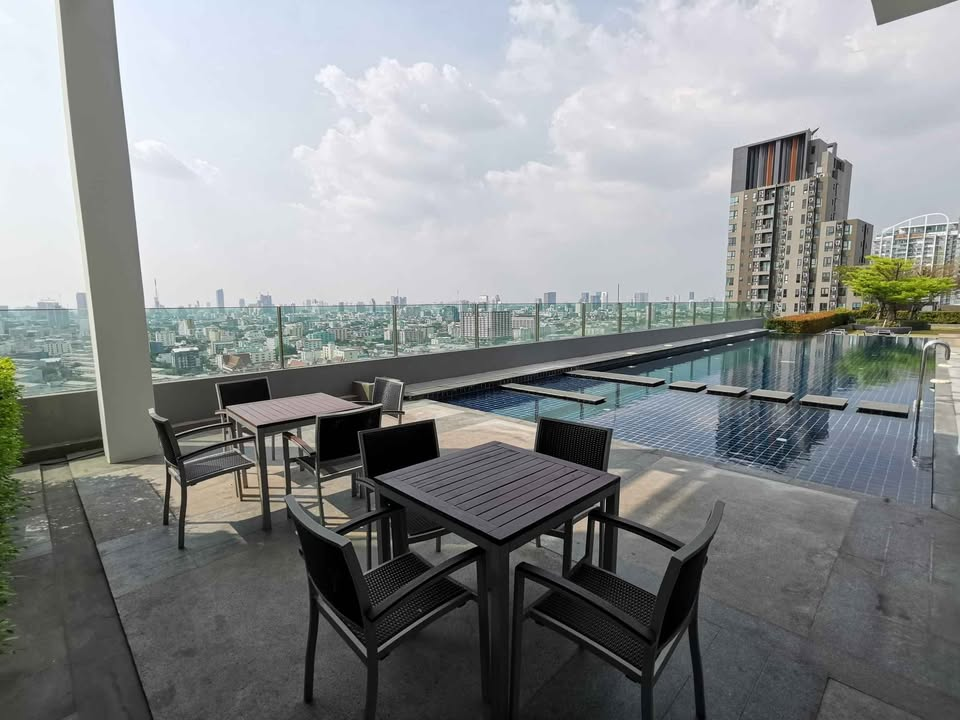 Life@Ratchada-Huai Khwang